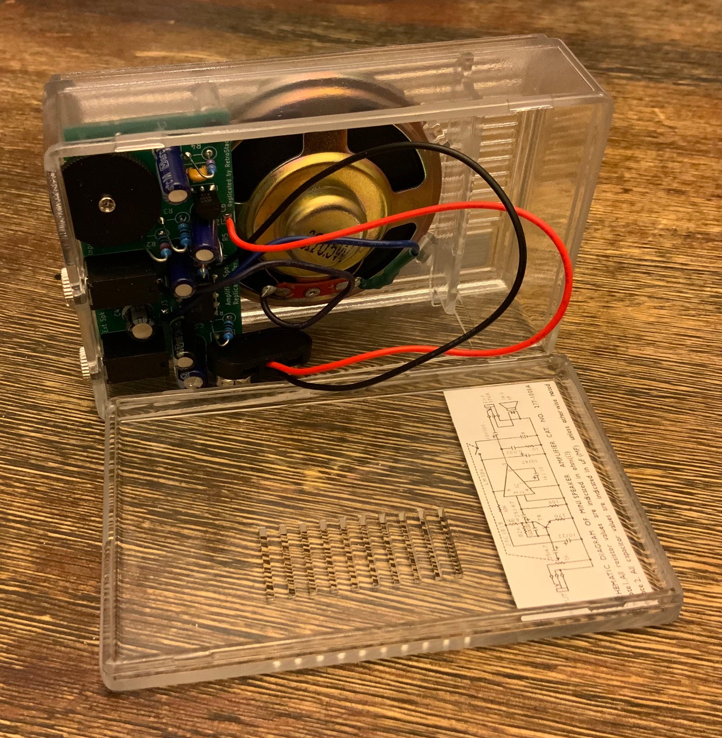 Amplifier/Speaker Replica (Transparent)